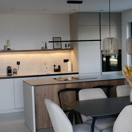 Primosten Sunhill P1-S5