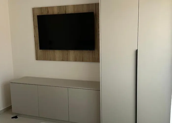 Primosten Sunhill P1-S5 *