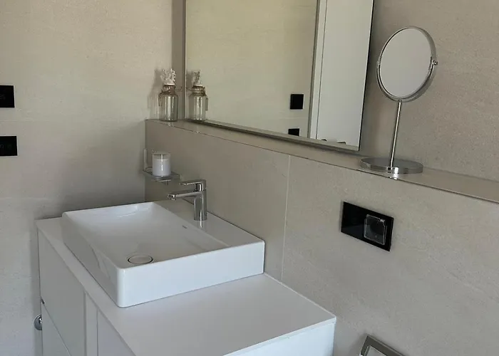 Primosten Sunhill P1-S5