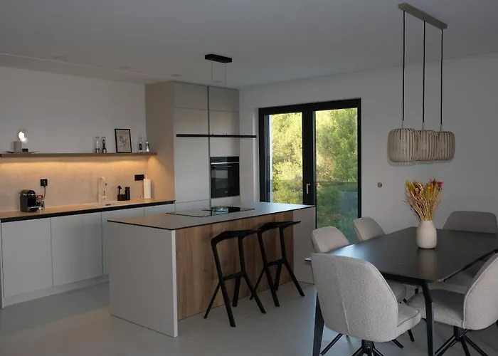 Primosten Sunhill P1-S5 *